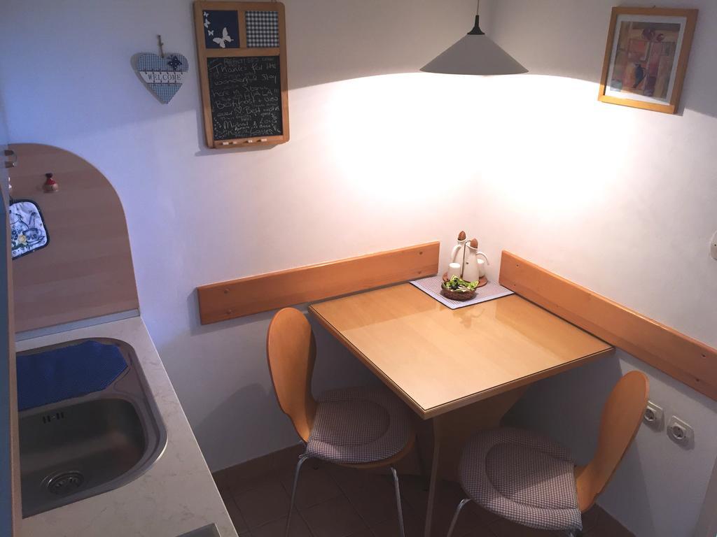 Apartments Ana+3 シベニク 部屋 写真