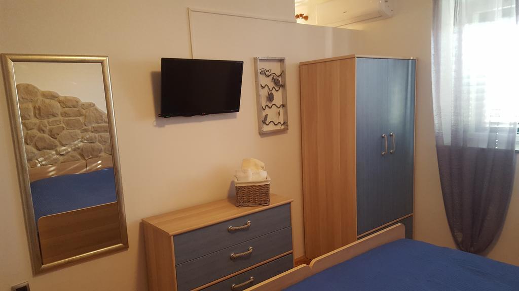 Apartments Ana+3 シベニク エクステリア 写真
